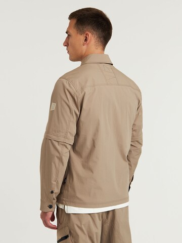 Veste mi-saison 'Mount Utility' CHASIN' en beige
