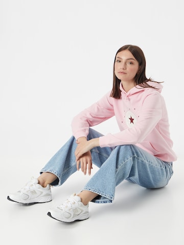 CONVERSE - Sudadera 'RADIATING LOVE' en rosa