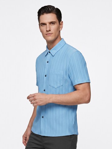 ALLTHEMEN Comfort fit Button Up Shirt 'Schwung' in Blue