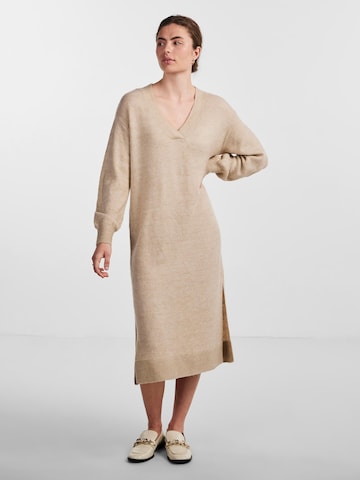 Robes en maille 'Cali' Y.A.S en beige