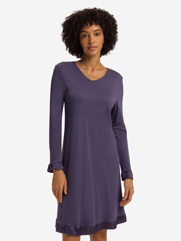 Hanro Nachthemd 'Claire' in Lila