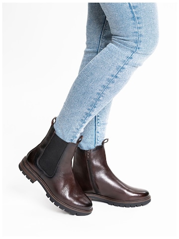 Chelsea Boots ARA en marron : devant