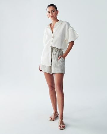 St MRLO Bluse 'Vien' in Weiß