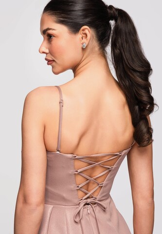 Robe de soirée 'Zulma' Ombre en beige
