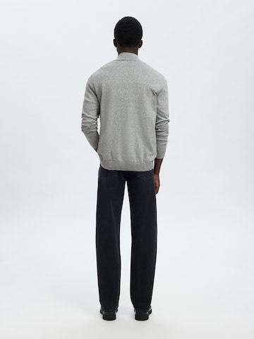 Coupe regular Pull-over 'SLHBERG' SELECTED en gris