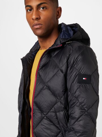 TOMMY HILFIGER Between-Season Jacket in Black