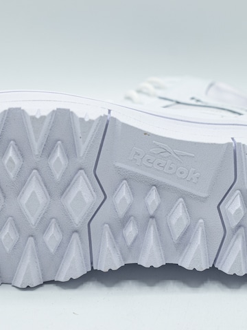 Sneaker alta 'Club C Cleated Mid' di Reebok in bianco