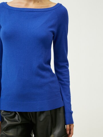 Pullover di Influencer in blu