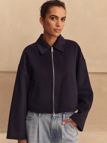 Veste mi-saison Next en bleu : devant