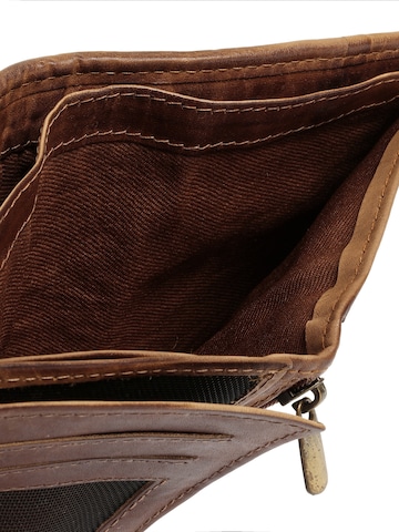 Bagan Wallet in Brown