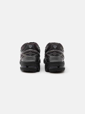 Sneaker bassa '1906' di new balance in nero