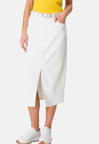 zero Skirt in White: front