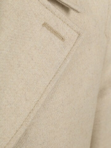 Manteau d’hiver Suitable en blanc