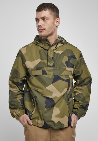 Brandit Between-season jacket in Green: front