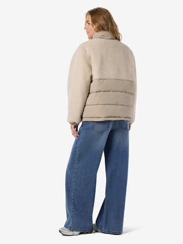 Noisy may Tussenjas 'NMCHERRY' in Beige