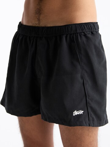 Pull&Bear Badshorts i svart