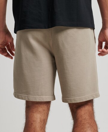 Superdry Regular Shorts in Braun