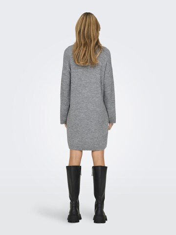 Robes en maille 'ONLTalio' ONLY en gris