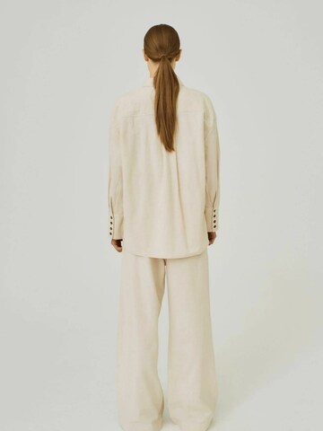 Camicia da donna ' Linea ' di NORR in beige