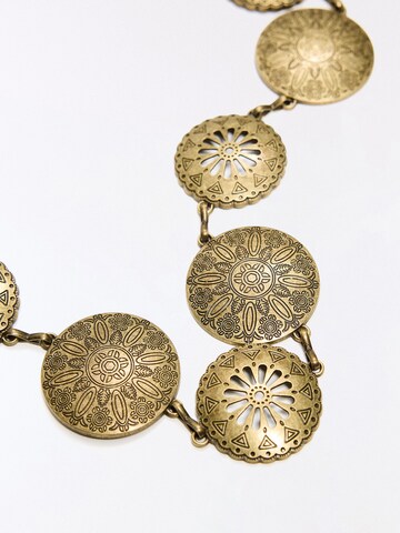 Bershka Belt in Gold