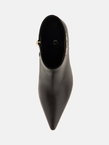 GUESS Stiefelette 'Paislie' in Braun