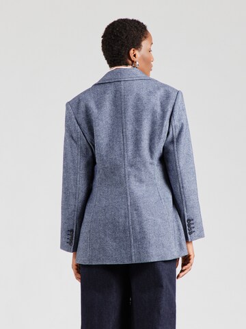 Blazer & Other Stories en bleu