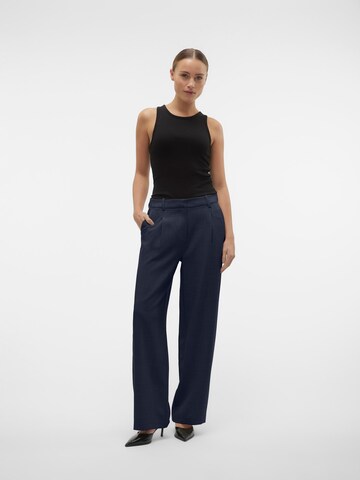 VERO MODA - Pierna ancha Pantalón plisado 'VMCassidy' en azul