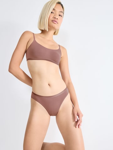 SLOGGI - Cueca ' GO Daily Cotton Mini ' em castanho