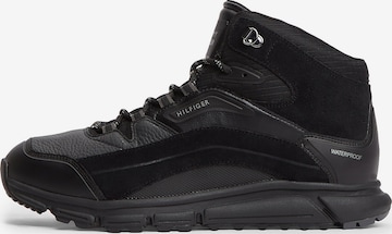 TOMMY HILFIGER Sneakers hoog in Zwart: voorkant