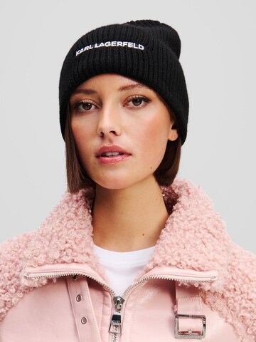 Karl Lagerfeld Beanie in Schwarz: Vorderseite