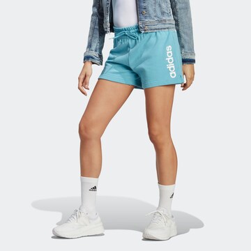 ADIDAS SPORTSWEAR Regular Sportshorts 'Essentials Linear French Terry' in Blau: predná strana