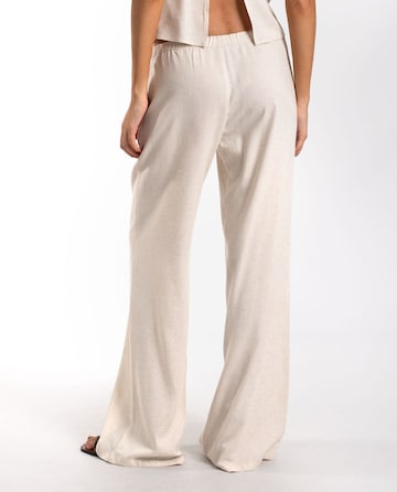 THE-ARE Loose fit Trousers in White