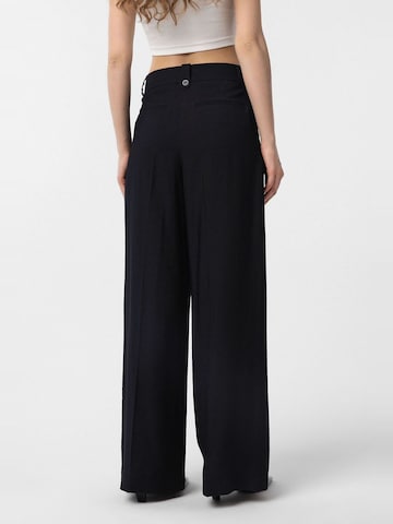 Antioch - Loosefit Calças 'Giulia' em preto