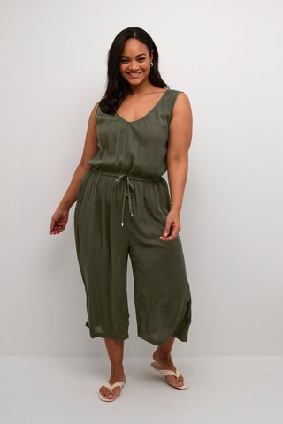 Tuta jumpsuit 'Isma' di KAFFE CURVE in verde: frontale