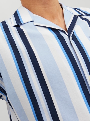 JACK & JONES Comfort fit Button Up Shirt in Blue