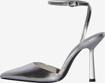 Bershka Pumps in Silver