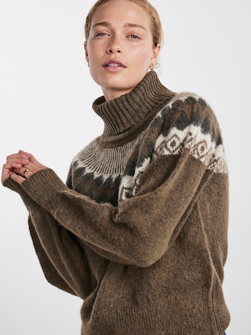 PIECES Sweater 'SAVA' in Brown