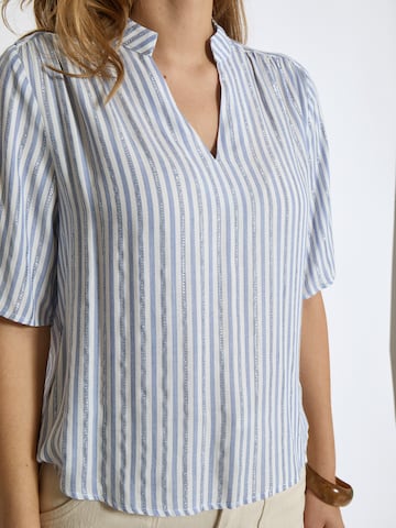Peppercorn Blouse 'Hailey' in Blauw