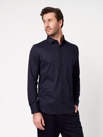 Coupe regular Chemise DESOTO en bleu : devant