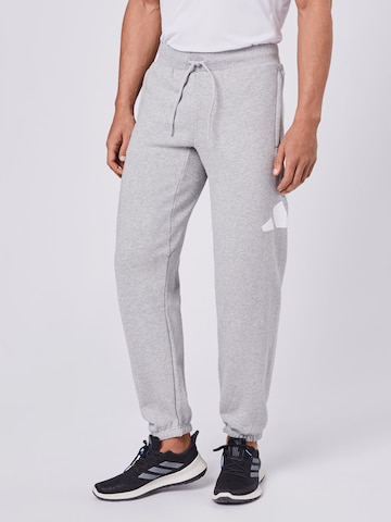 ADIDAS PERFORMANCE Tapered Sportbroek in Grijs: voorkant