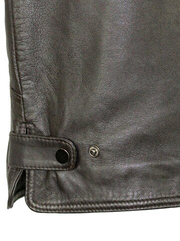 MADDOX Weste 'Georgio'‌‌‌‌‌‌‌ in Braun