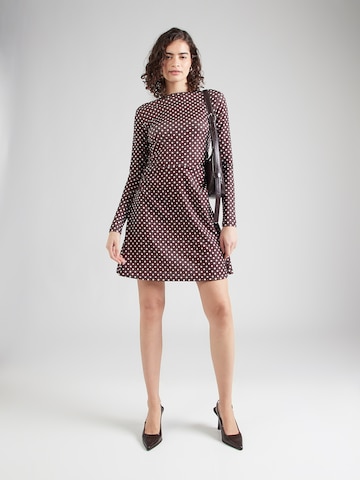 Rochie 'Janique' de la ABOUT YOU pe maro