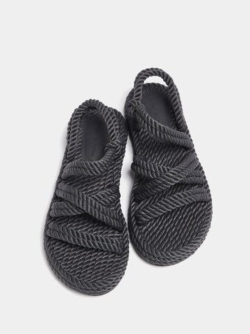 Pull&Bear Sandals in Grey