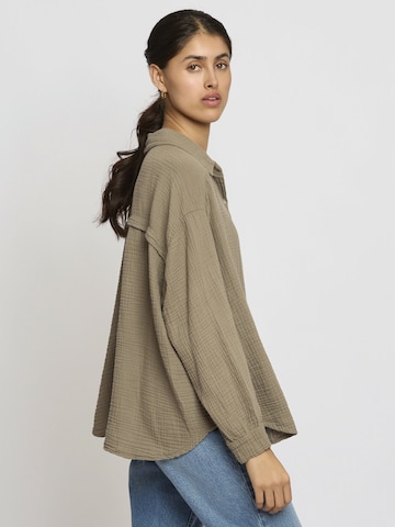 Chemisier 'Amelie' Lilavie en gris