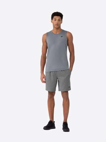 4F Slimfit Sportovní kalhoty – šedá