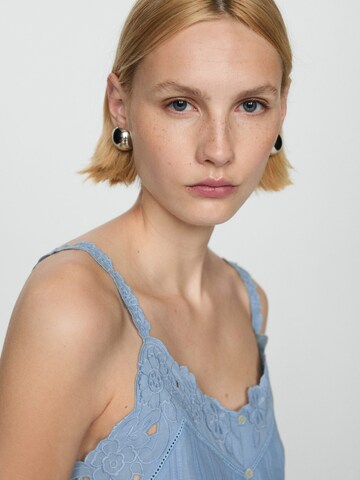 MANGO Bluse 'Bord' i blå