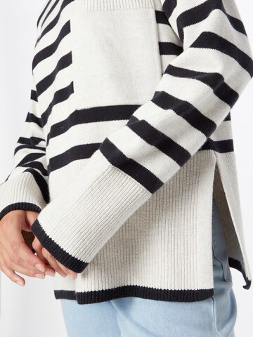 OUI Sweater in White