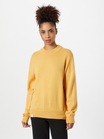 MAKIA Sweater 'Esther' in Yellow: front