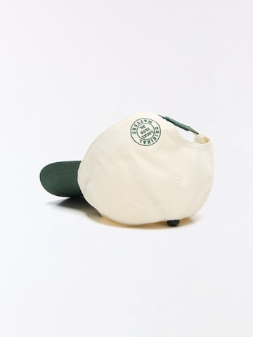 Cappello da baseball di Bershka in bianco