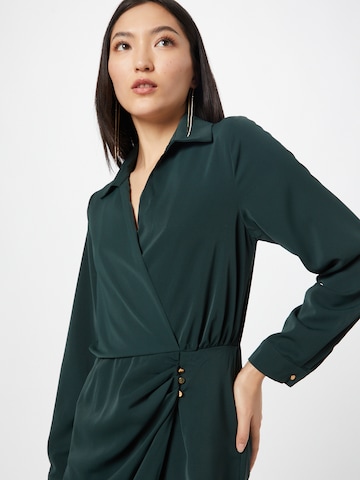 Robe AX Paris en vert